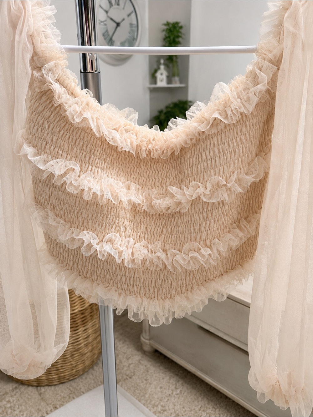 Shipwreck Ltd Cream Smocked Tulle Sleeve Cottagecore Blouse Size Small - Picture 3 of 4